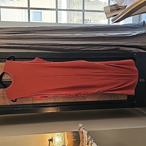 Set of 2 Dresses From Venus - Picture 6 of 13